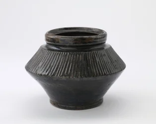 Jar, Tachikui, Hyogo prefektur, Edo-periode, slutten av 1700- og midten av 1800-tallet (keramikk)