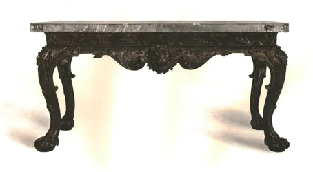 Beiset trebord med Scagliola-plate, 1906