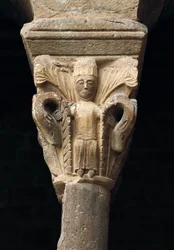 Hovedstad i en kolonne, fra kirken Santa Maria de l