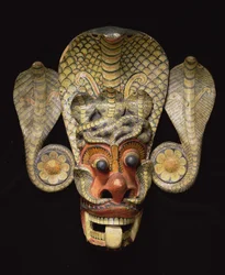 Sri Lankas maske (malt tre)