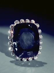 Logan-brosjen (safir og diamant)