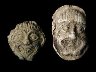 Hoder av demonen Humbaba (terrakotta)