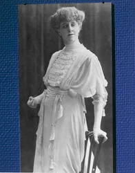 Manda Bjorling as Miss Julie (b/w photo)