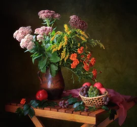 Høstlig blomsterstilleben
