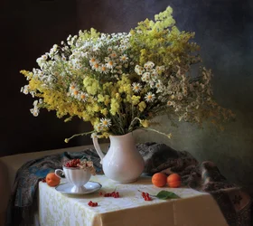 Stilleben med sommerblomster