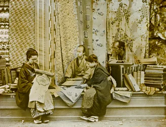 silkeselger i Japan, cirka 1900–1915 (fotografi)