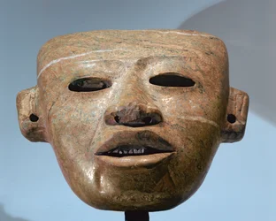 Funerary Mask, Central Highlands, Mexico, ca. 250-550 (serpentin)