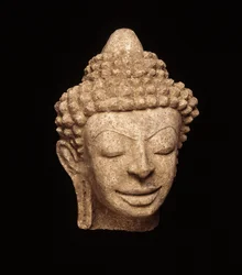 Buddha-hode, fra Chedi Chula Pathom, Davaravati-perioden (Satukko)
