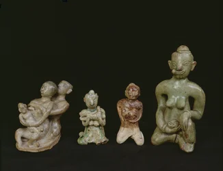 Figurer av en mor og et barn (terrakotta)