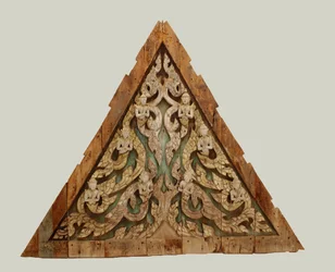 Gavlen til et thailandsk tempel sent i Ayutthaya-perioden (1351-1767) (tre)