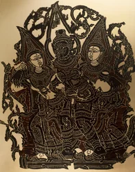 Scene fra Nang Yai-skyggedukketeater som viser Dasakantha og hans koner, utskåret lærpanel, Thailand, thailandsk sivilisasjon