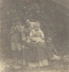 [Frances Crowell og barna hennes]