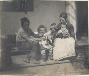 [Frances Crowell med uidentifisert gutt, Katie, James og Frances Crowell], 1890., 1890.