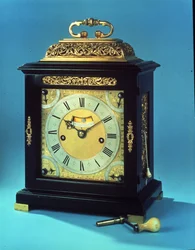 The Sussex Tompion, en Charles II slående åttedagers bordklokke med pull quarter repeat, ca. 1675-80