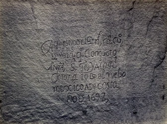 Historisk spansk oversikt over erobringen, sørsiden av Inscription Rock, New Mexico