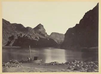 Black Cañon, Coloradoelven, fra leir 8, sett oppover elven