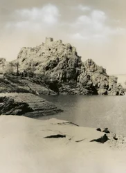 Befestet landsby i Diffinarti, Sudan, fotografert av Ugo Monneret de Villard