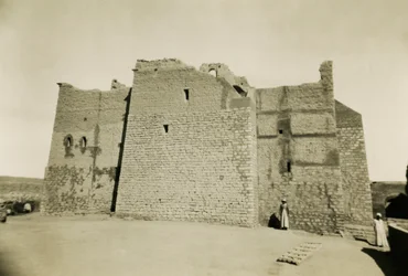 St. Simeons kloster, Aswan, Egypt, fotografert av Ugo Monneret de Villard