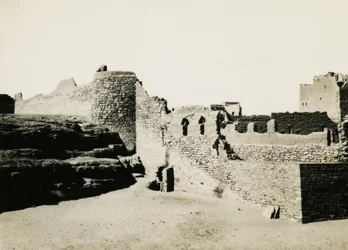 St. Simeons kloster, sett fra sørøst, Aswan, Egypt, fotografert av Ugo Monneret de Villard