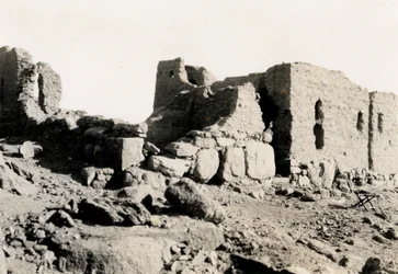 Ruiner på Bigeh-øya, Egypt, fotografert av Ugo Monneret de Villard