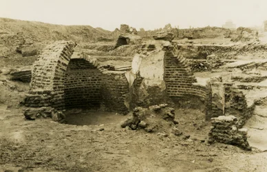 Trilobed-bygning, al-Fustat, Egypt, fotografert av Ugo Monneret de Villard