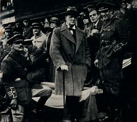 47. divisjon mars tidligere, 1918, 1945.