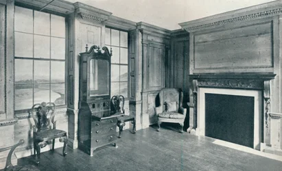 Et rom på c1740 fra 63, Mansell Street, c1740