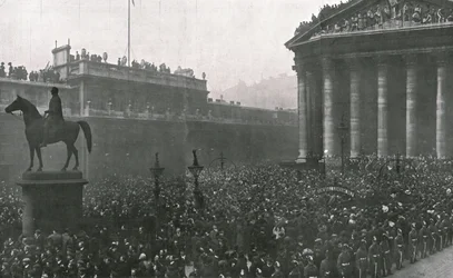 Tiltredelse av kong George V, 1910.