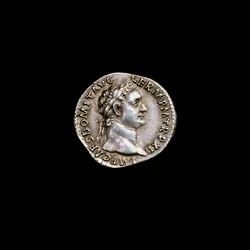 Gammel romersk mynt som viser byste av Domitian, 81–96 e.Kr. (bilde)