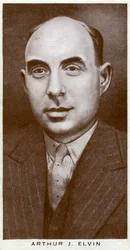 Arthur J Elvin , britisk boksepromotør, 1938