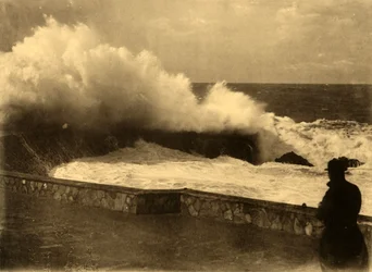 Biarritz - Bølgeeffekt ved demningen til Rocher de la Vierge, c1930.
