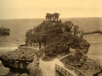 Biarritz - The Rock of Basta, c1930.