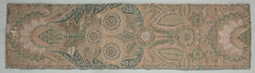 Brokadetekstil, ca. 1700.