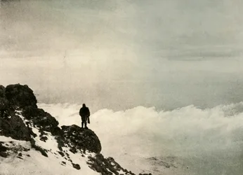 Brocklehurst ser ned fra ... Mount Erebus, 1908, 1909