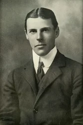 Kaptein Fox, 1919.