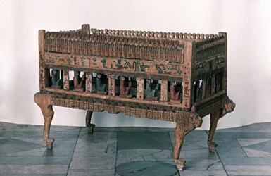 Sak, ofre, egyptisk