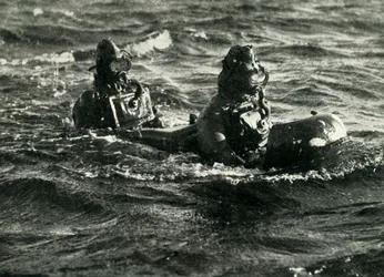 Vognbemannet torpedo, andre verdenskrig, 1945.