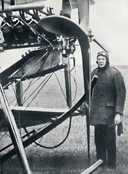 Churchill ble interessert i fly og forutså de største mulighetene, 1914, 1945