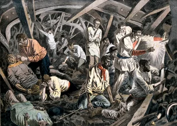Kullgruvearbeidere fanget under jorden av et takfall, Courrieres Mines, Pas-de-Calais, Frankrike, 1906