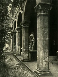 Gårdsplassen til Palazzetto Venezia, Roma, Italia, 1908.