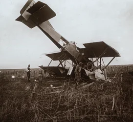 Krasjet fly, Tracy-le-Val, Nord-Frankrike, c1914-c1918