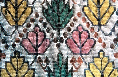 Detalj av en Bandolier-veske som viser vevd perleverk fra 1800-tallet, 1800-tallet