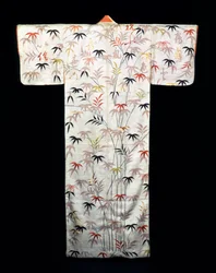 Brodert hvit sateng damekimono, japansk, Edo-perioden, 1600-1867
