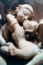 Erotisk skulptur, Khajuraho, India, ca. 950-1050, 20. århundre