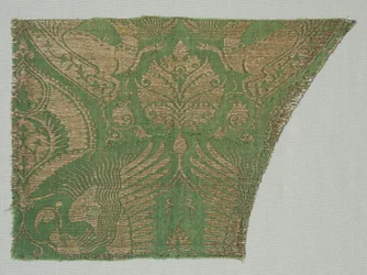 Eksotisk gullmønstret silke, 1360-1400.