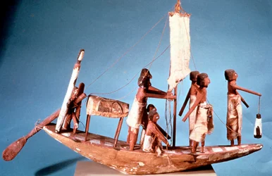 Begravelsesbåt av malt tre, 9. dynasti, det gamle Egypt, 2232-2140 f.Kr.