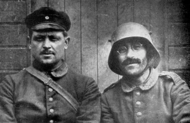 Tyske fanger tatt av kanadiske styrker, Vimy, Frankrike, første verdenskrig, 1917
