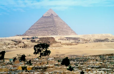 Den store Keopspyramiden i Giza, Egypt, 4. dynasti, Gamle riket, 26. århundre f.Kr.