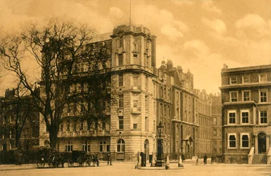 Homoeopatisk sykehus, Queen Square, c1910.