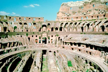 Inne i Colosseum, Roma, Italia